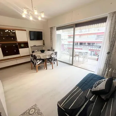 Mona Lisa Bord De * Menton