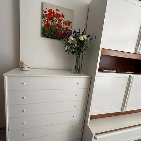 Mona Lisa Bord De Apartment