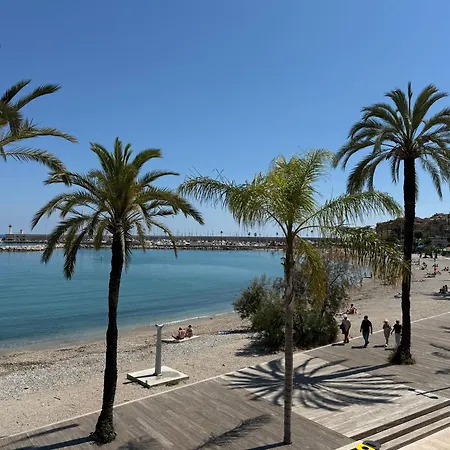 公寓 Mona Lisa Bord De 芒通