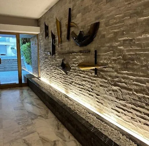 Mona Lisa Bord De 公寓