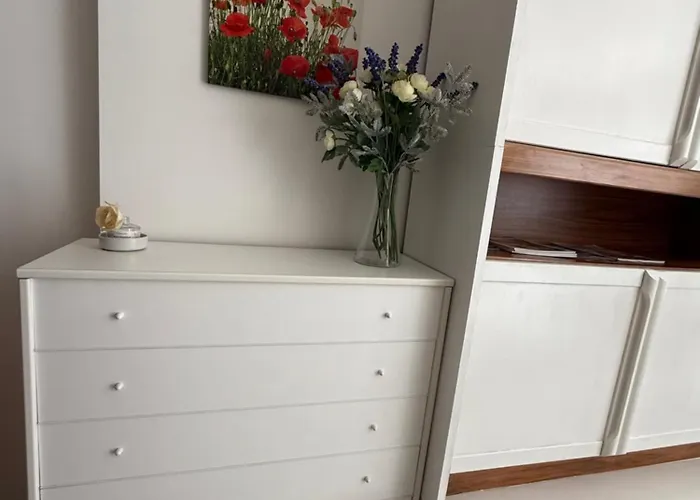 Mona Lisa Bord De アパート