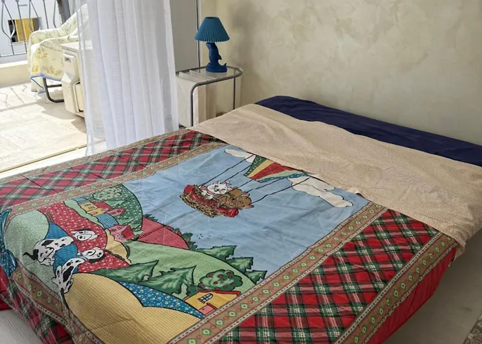 Mona Lisa Bord De Apartment *