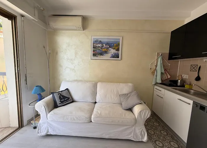 Mona Lisa Bord De * Menton